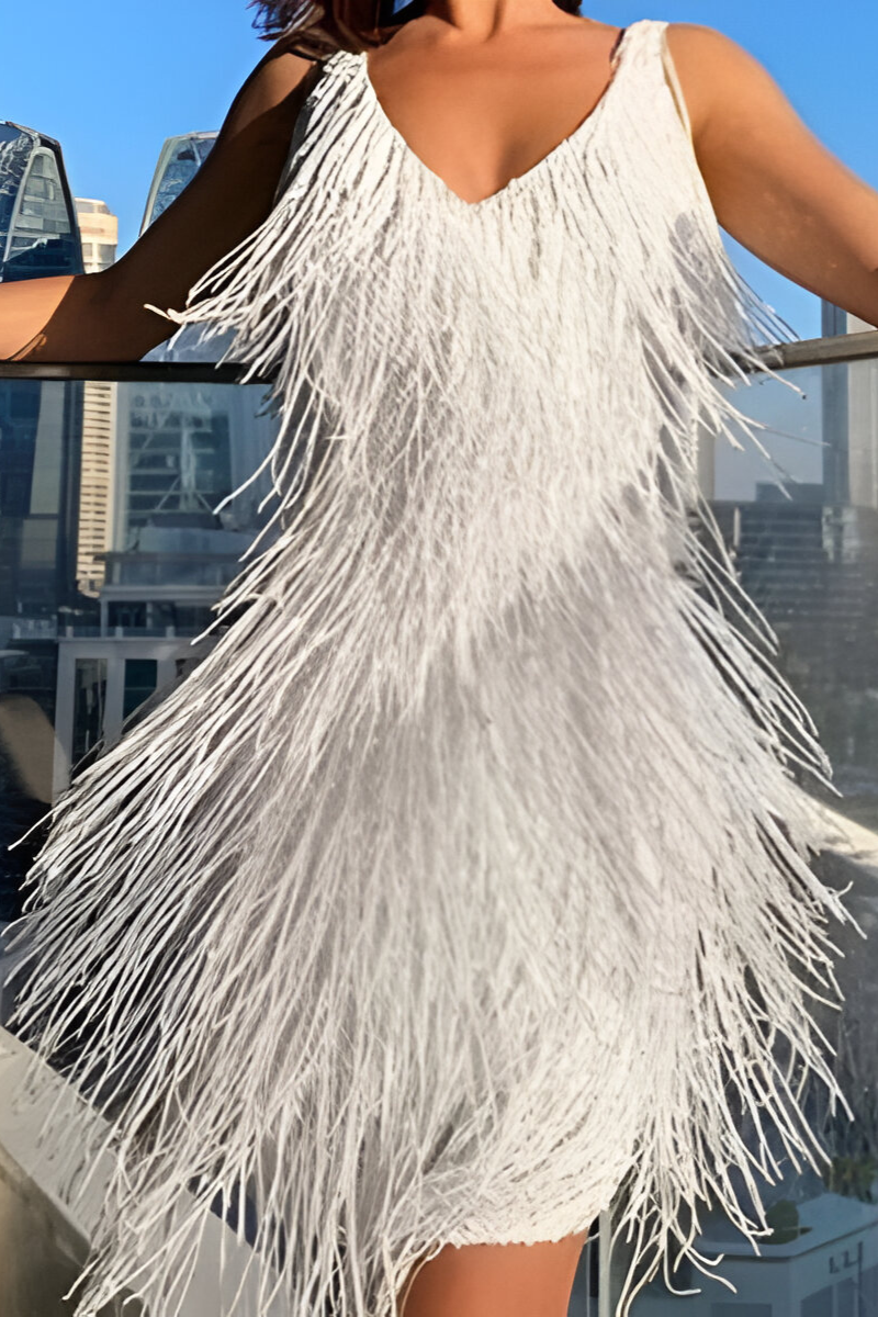 Neli™ | Elegancka, Błyszcząca Sukienka z Frędzlami